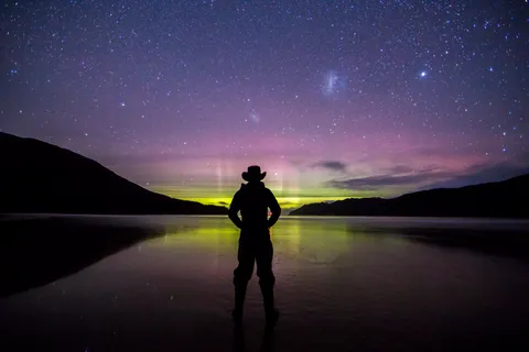 Aurora over the Tasman Sea